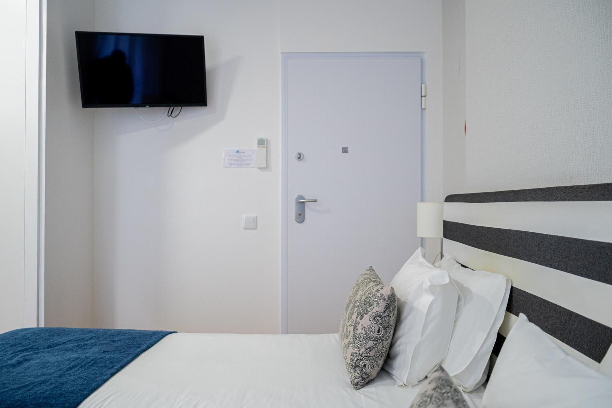By The Sea - Nazare Bed & Breakfast Ngoại thất bức ảnh