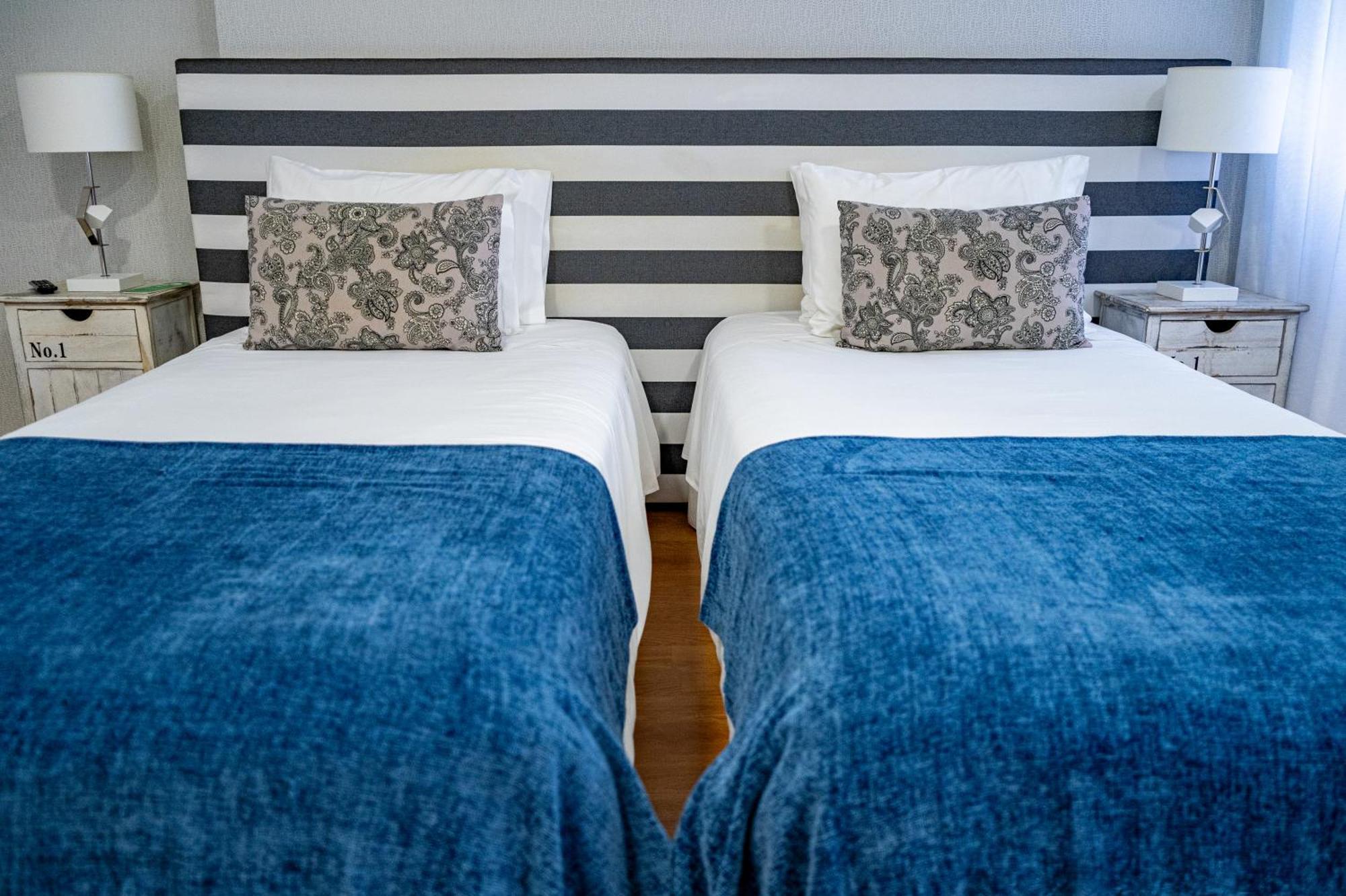 By The Sea - Nazare Bed & Breakfast Ngoại thất bức ảnh