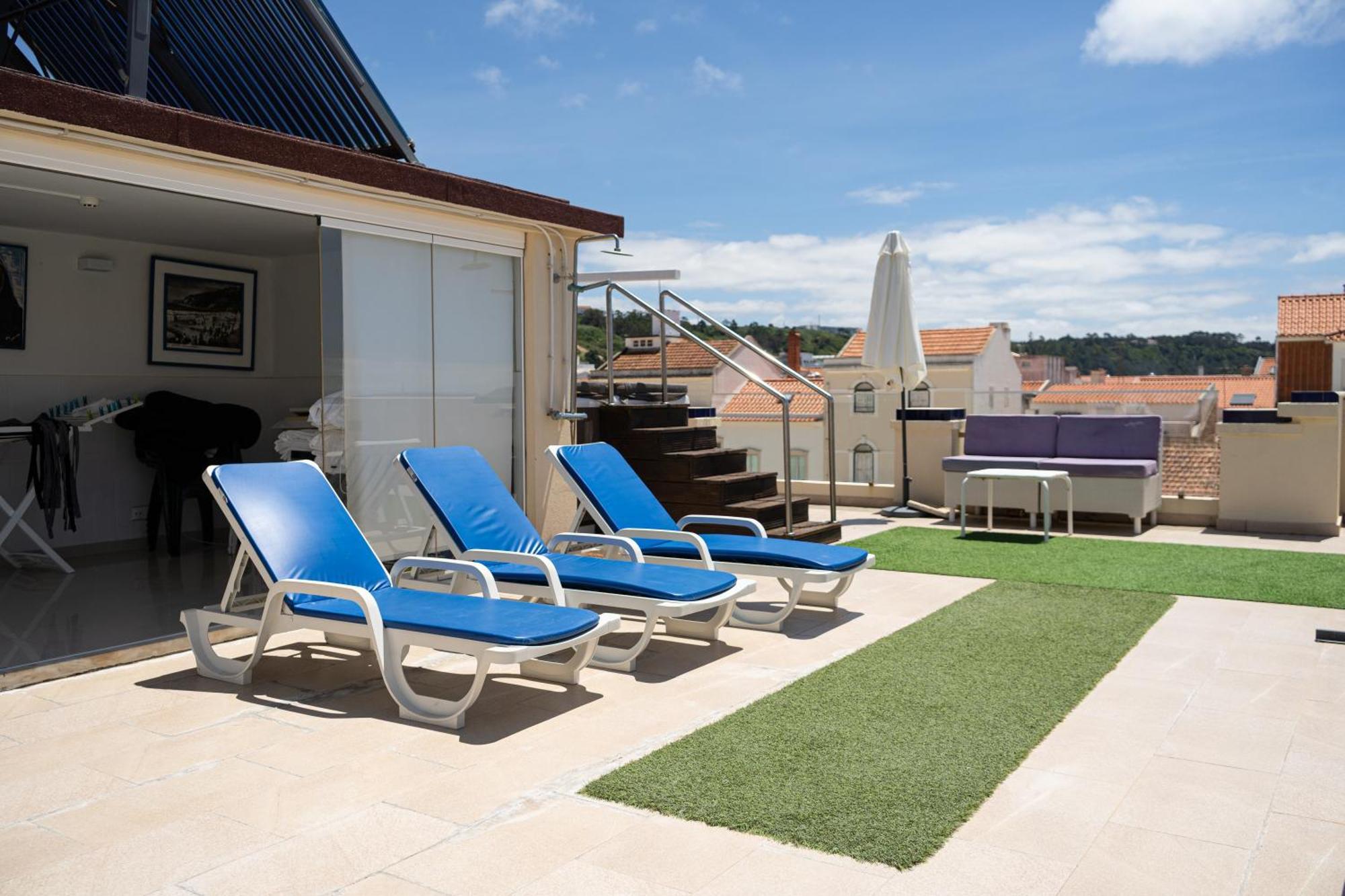 By The Sea - Nazare Bed & Breakfast Ngoại thất bức ảnh